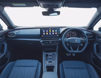 Торпедо Cupra Formentor 2.0 TSI [UK-spec] '2020–н.в.
