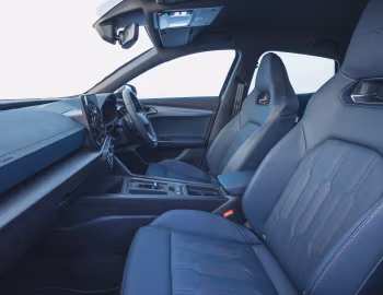 Интерьер Cupra Formentor 2.0 TSI [UK-spec] '2020–н.в.