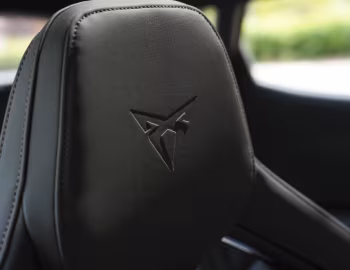 Интерьер Cupra Formentor VZ5 [UK-spec] '2026