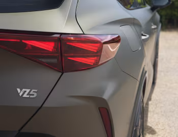 Cupra Formentor VZ5 [UK-spec] '2026