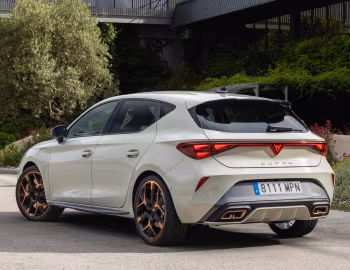 Cupra Leon eHybrid [Worldwide] '2024–н.в.