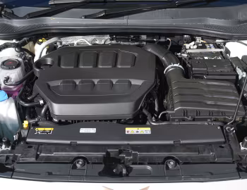 Sous la capuche Cupra Leon Sportstourer VZ [UK-spec] '2024–pr.