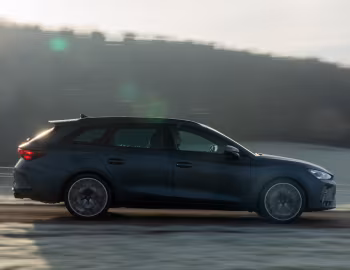 Cupra Leon Sportstourer VZ [UK-spec] '2024–н.в.