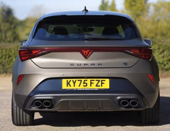 Cupra Leon VZ [UK-spec] '2024–pr.