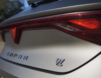 Cupra Leon VZ [UK-spec] '2024–pr.