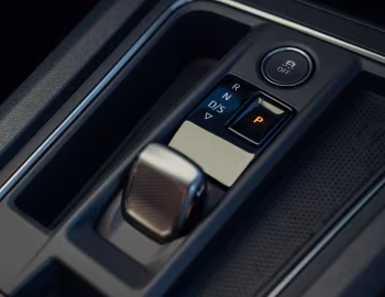 Интерьер Cupra León VZ [Australia] '2022–24