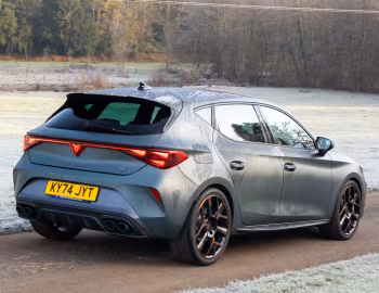 Cupra Leon VZ [UK-spec] '2024–н.в.