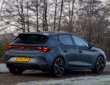 Cupra Leon VZ [UK-spec] '2024–н.в.