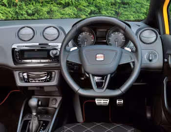 Торпедо SEAT Ibiza Cupra [UK-spec] '2009–12