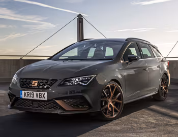 SEAT León Cupra R ST [UK-spec] (5F) '2019–20