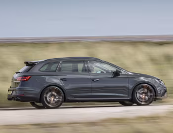 SEAT León Cupra R ST [UK-spec] (5F) '2019–20