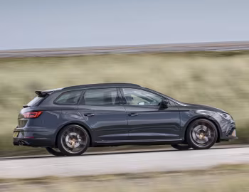 SEAT León Cupra R ST [UK-spec] (5F) '2019–20
