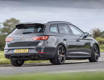 SEAT León Cupra R ST [UK-spec] (5F) '2019–20
