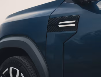 Dacia Bigster Journey hybrid [UK-spec] '2025–pr.