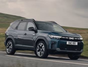 Dacia Bigster Journey hybrid [UK-spec] '2025–pr.