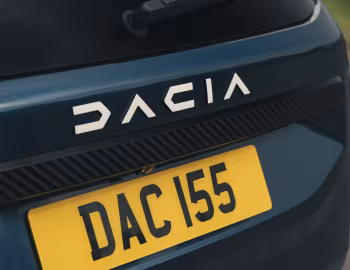 Dacia Bigster Journey hybrid [UK-spec] '2025–pr.