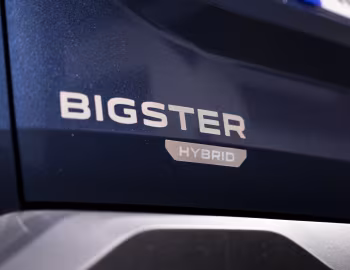 Dacia Bigster Journey hybrid [EU-spec] '2025–pr.