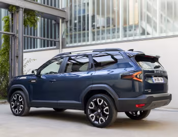 Dacia Bigster Journey hybrid [EU-spec] '2025–pr.