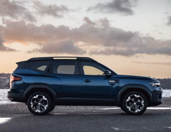Dacia Bigster Journey hybrid-G 4×4 [EU-spec] '2025–pr.