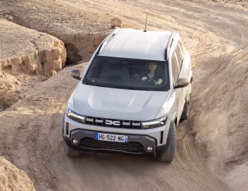 Dacia Duster Extreme hybrid-G 4×4 [Worldwide] '2025–pr.