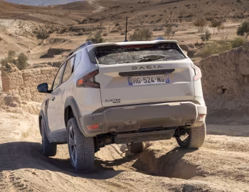 Dacia Duster Extreme hybrid-G 4×4 [Worldwide] '2025–pr.