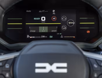 Tableau de bord Dacia Duster Extreme hybrid-G 4×4 [Worldwide] '2025–pr.