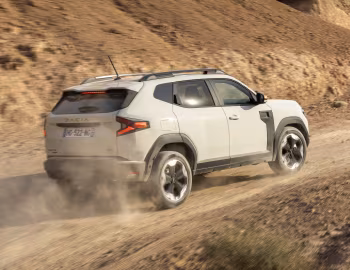 Dacia Duster Extreme hybrid-G 4×4 [Worldwide] '2025–pr.