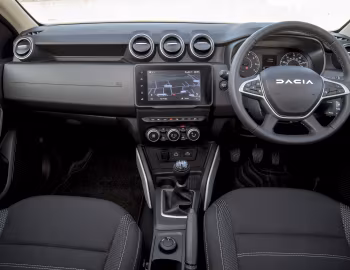 Торпедо Dacia Duster 4×4 [UK-spec] '2023–н.в.