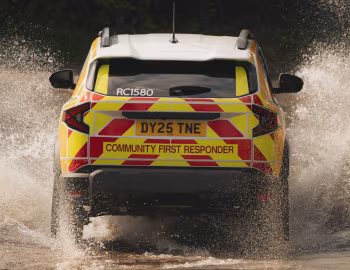 Dacia Duster Ambulance [UK-spec] '2025–н.в.