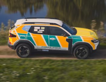 Dacia Duster Ambulance [UK-spec] '2025–н.ч.