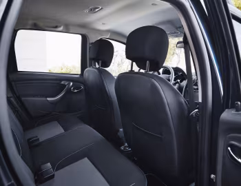 内饰 Dacia Duster "Black Touch" '2016–17