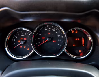 Комбинация приборов Dacia Duster "Brave" [Italy] '2014