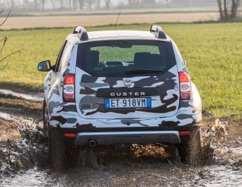 Dacia Duster "Brave" [Italy] '2014