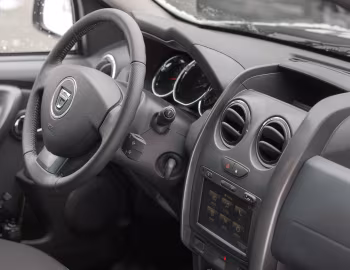 Интерьер Dacia Duster "Brave" [Italy] '2014
