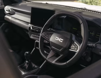 Торпедо Dacia Duster Cargo 4×4 [UK-spec] '2025–н.в.