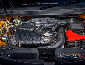 Под капотом Dacia Duster Comfort [UK-spec] '2018–21