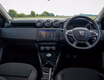 Торпедо Dacia Duster Comfort [UK-spec] '2018–21