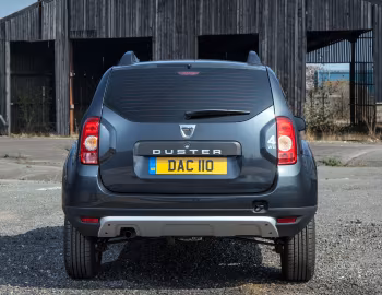 Dacia Duster Commercial [UK-spec] '2015–17