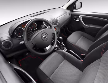 Интерьер Dacia Duster "Delsey" '2012