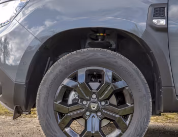 Інтэр'ер Dacia Duster "Extreme" [UK-spec] '2022