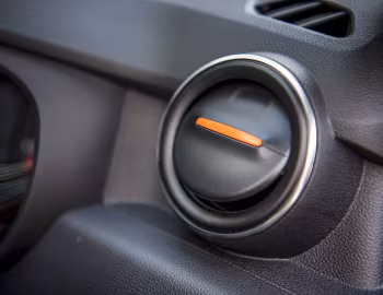 Інтэр'ер Dacia Duster "Extreme" [UK-spec] '2022