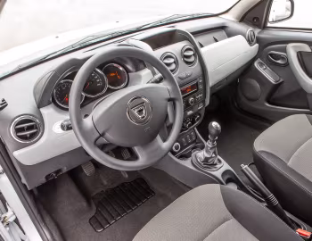 Интерьер Dacia Duster Fiskal '2014–17