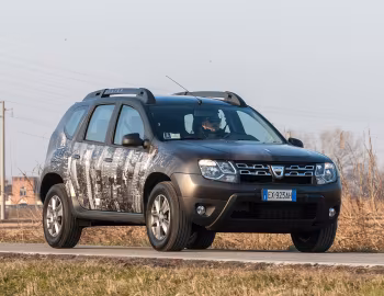 Dacia Duster "Freeway" [Italy] '2014