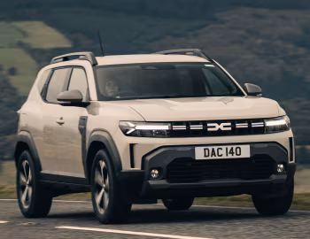 Dacia Duster Journey hybrid [UK-spec] '2024–pr.