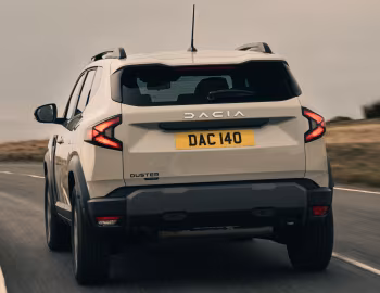 Dacia Duster Journey hybrid [UK-spec] '2024–pr.