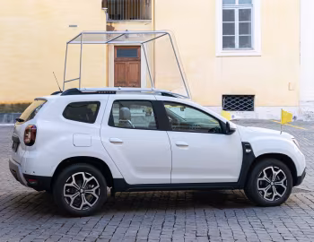 Dacia Duster Popemobile '2019
