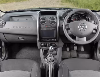 Panneau avant Dacia Duster Prestige [UK-spec] '2016–17