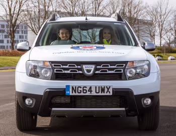 Dacia Duster St Andrew’s First Aid [UK-spec] '2015–17