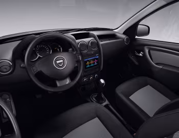 Интерьер Dacia Duster "Steel" '2015