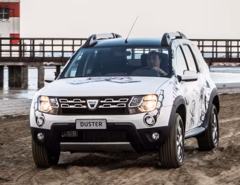 Dacia Duster "Strongman" [Italy] '2017